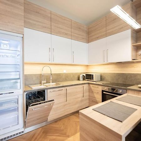 Friendly Apartments In 프라하 외부 사진