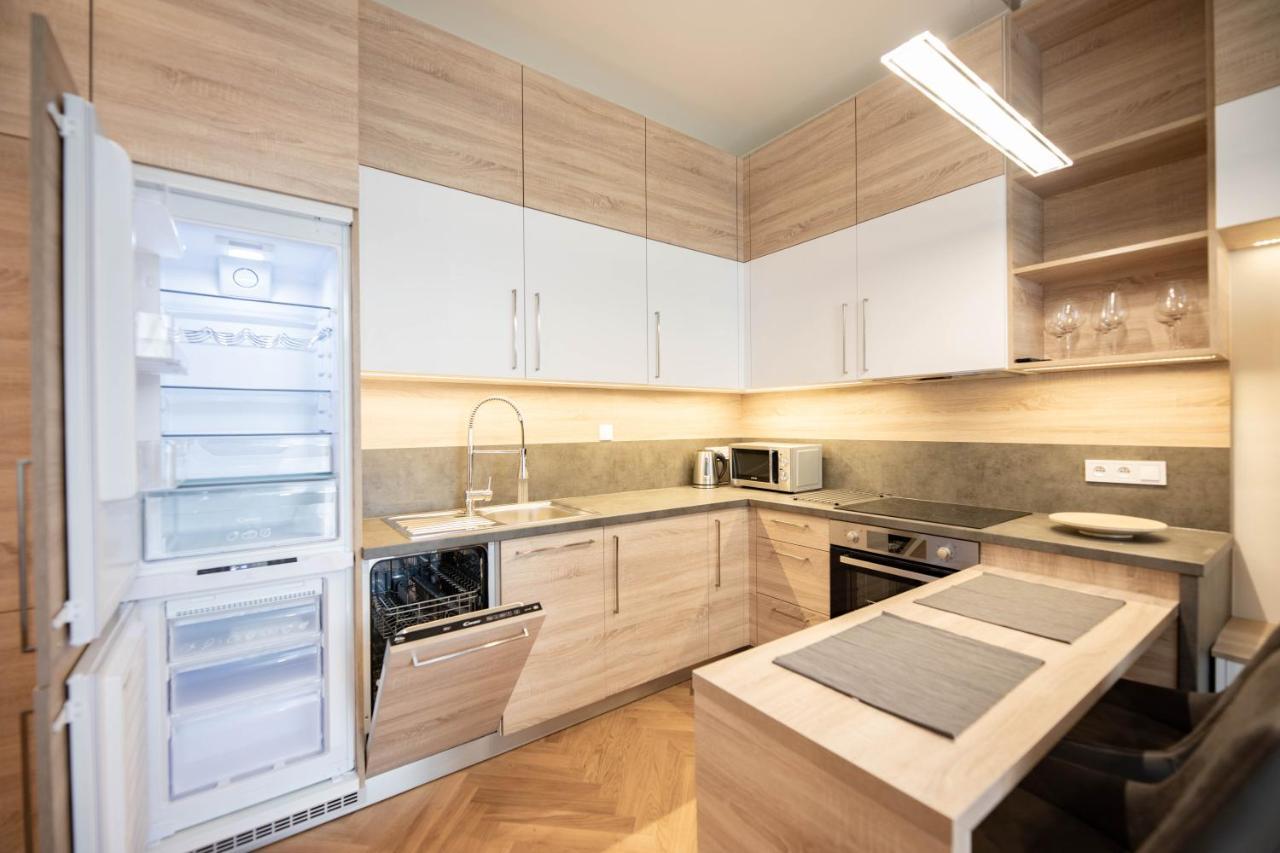 Friendly Apartments In 프라하 외부 사진