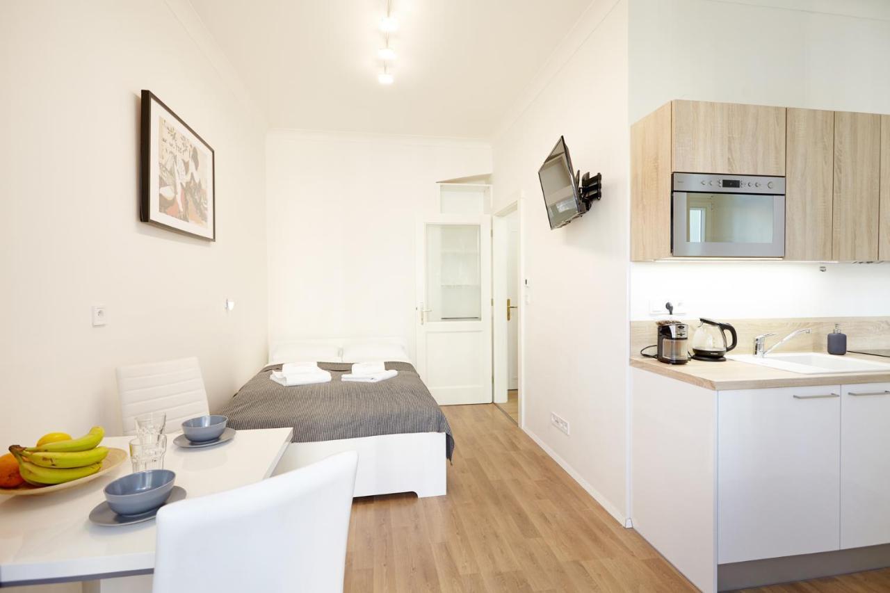 Friendly Apartments In 프라하 외부 사진