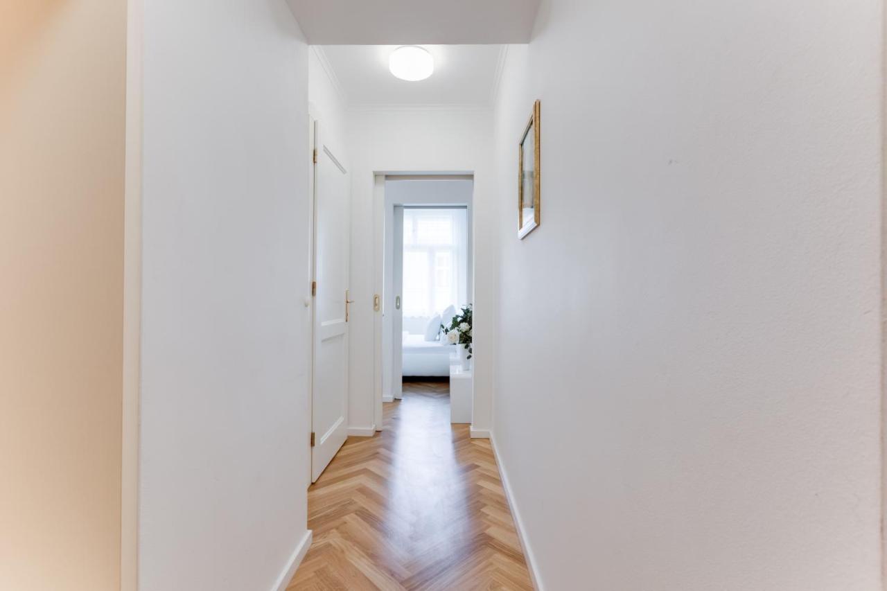 Friendly Apartments In 프라하 외부 사진