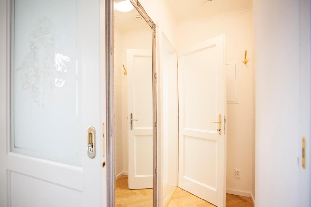 Friendly Apartments In 프라하 외부 사진
